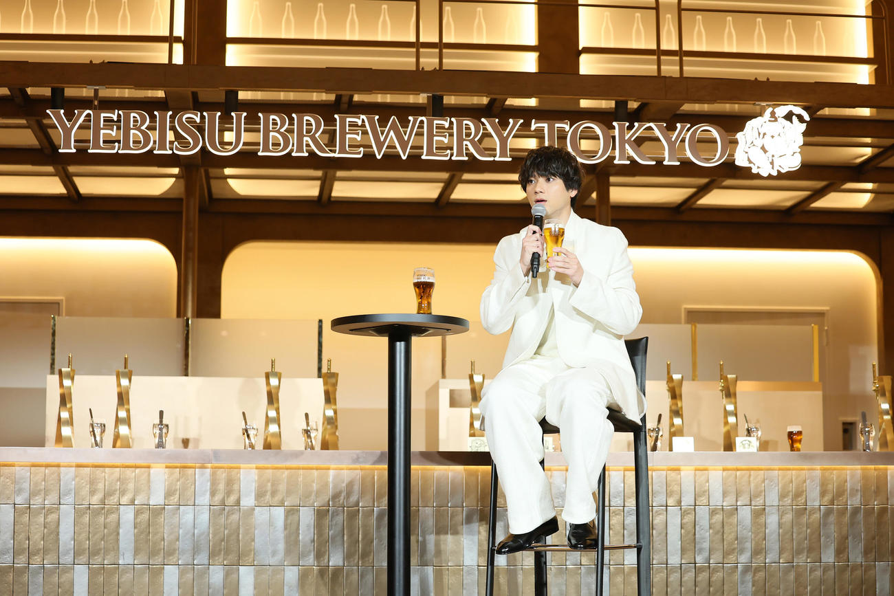 グランドオープン記念イベントに登場した山田裕貴（撮影・足立雅史）