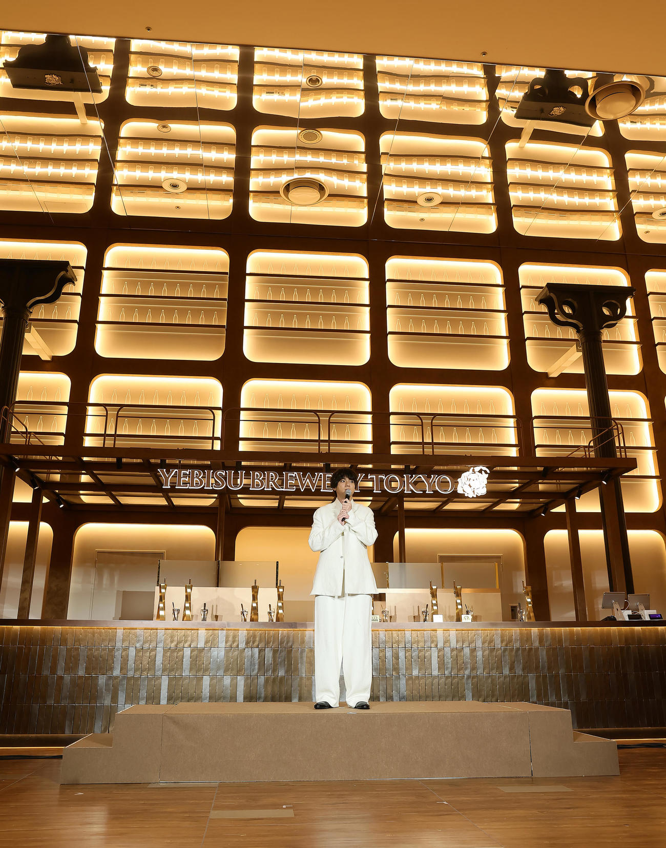 グランドオープン記念イベントに登場した山田裕貴（撮影・足立雅史）