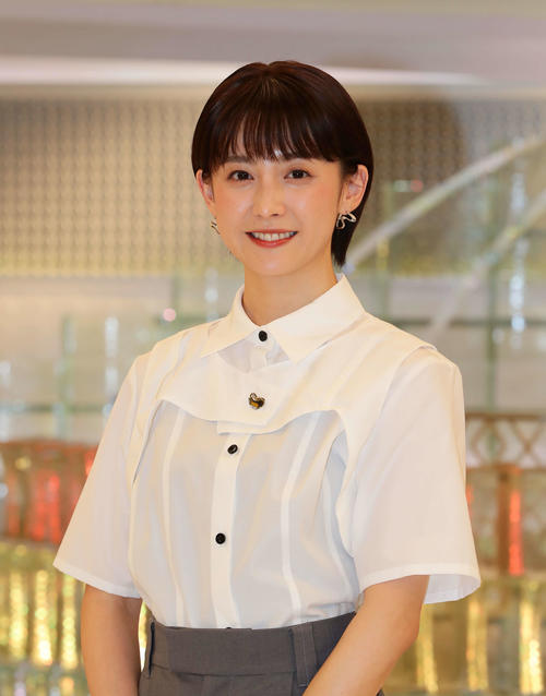 フジ宮司愛海アナが15年入社当時ロングヘア写真公開「垢抜けてる」「イメージ違う」「美しい」