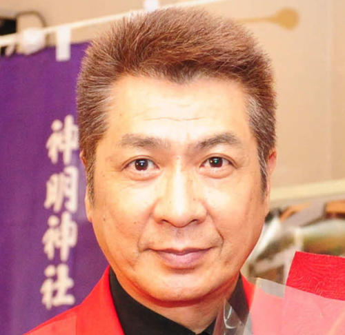 がん治療で活動休止の山川豊、107日ぶりステージ復帰　医師からも「歌った方がいい」と助言