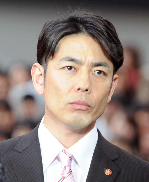 「相棒」共演コンビで伊香保ドライブ　六角精児と山中崇史、チキン南蛮定食に満足