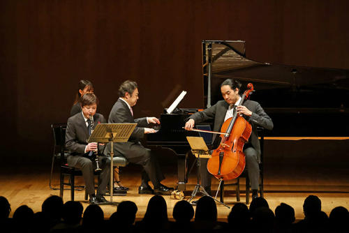 クラリネット赤坂達三、ピアノ清水和音、チェロ笹沼樹「世紀のスーパー・トリオ」共演
