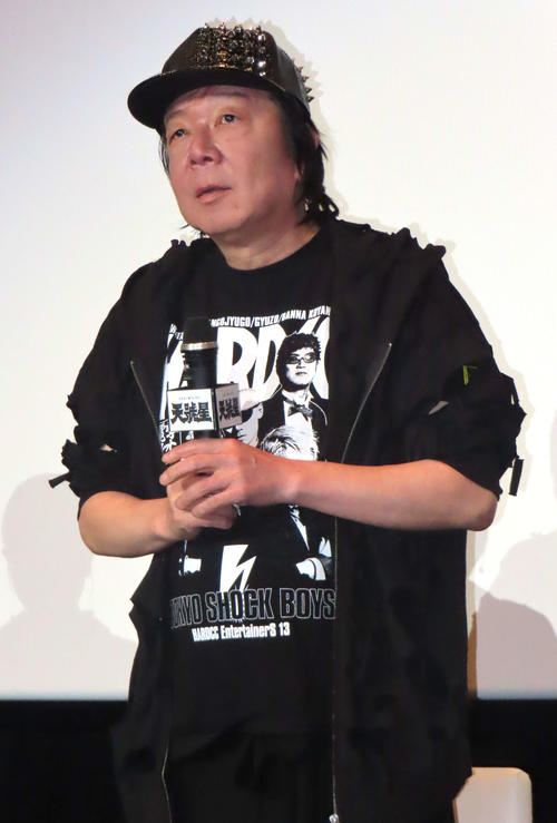 古田新太、乃木坂46久保史緒里＆山本千尋とバスでディズニーへ「美女と野獣めっちゃ楽しかった」