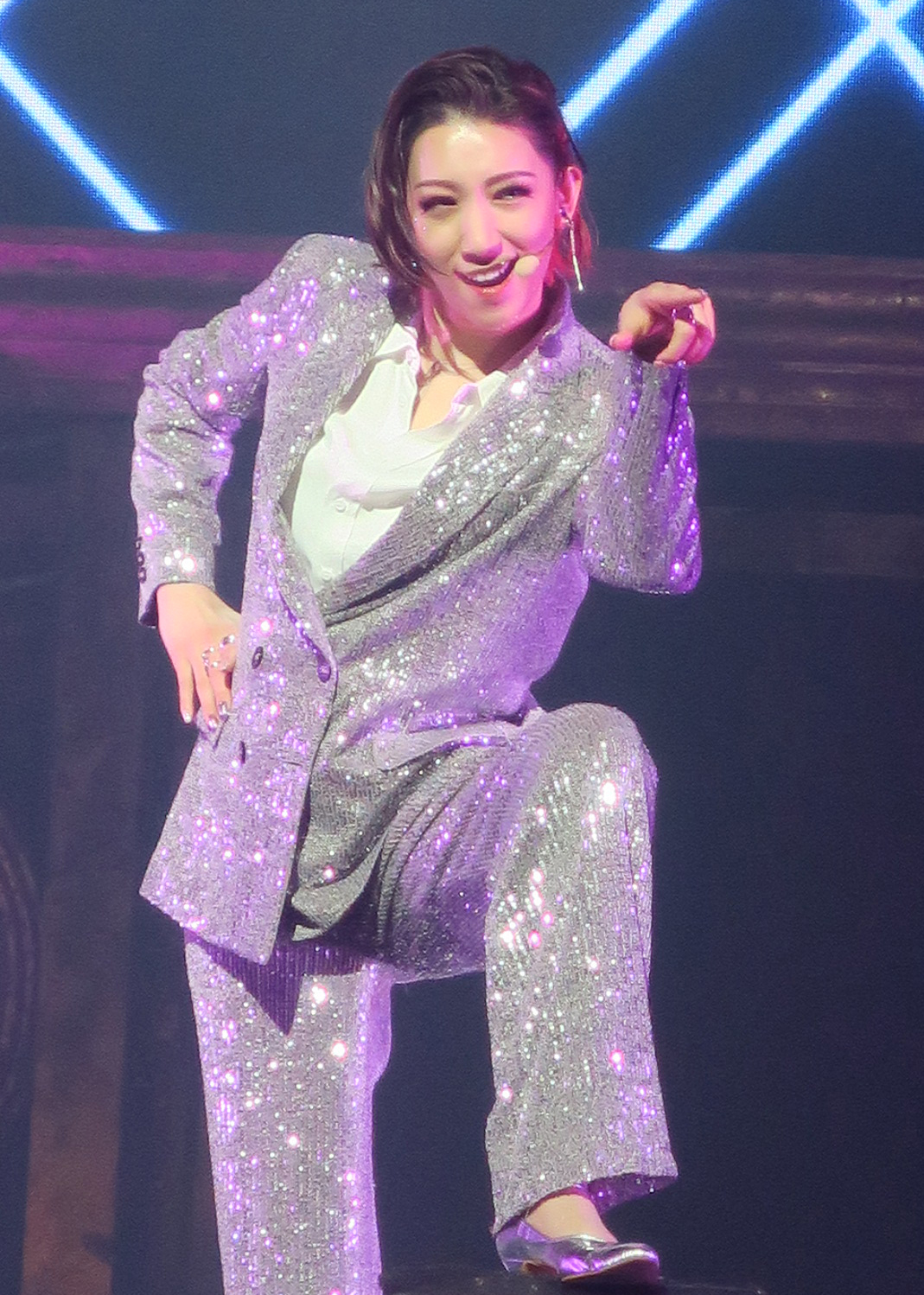 宝塚歌劇団退団後初のコンサート「unknown」の公開ゲネプロを行った真風涼帆