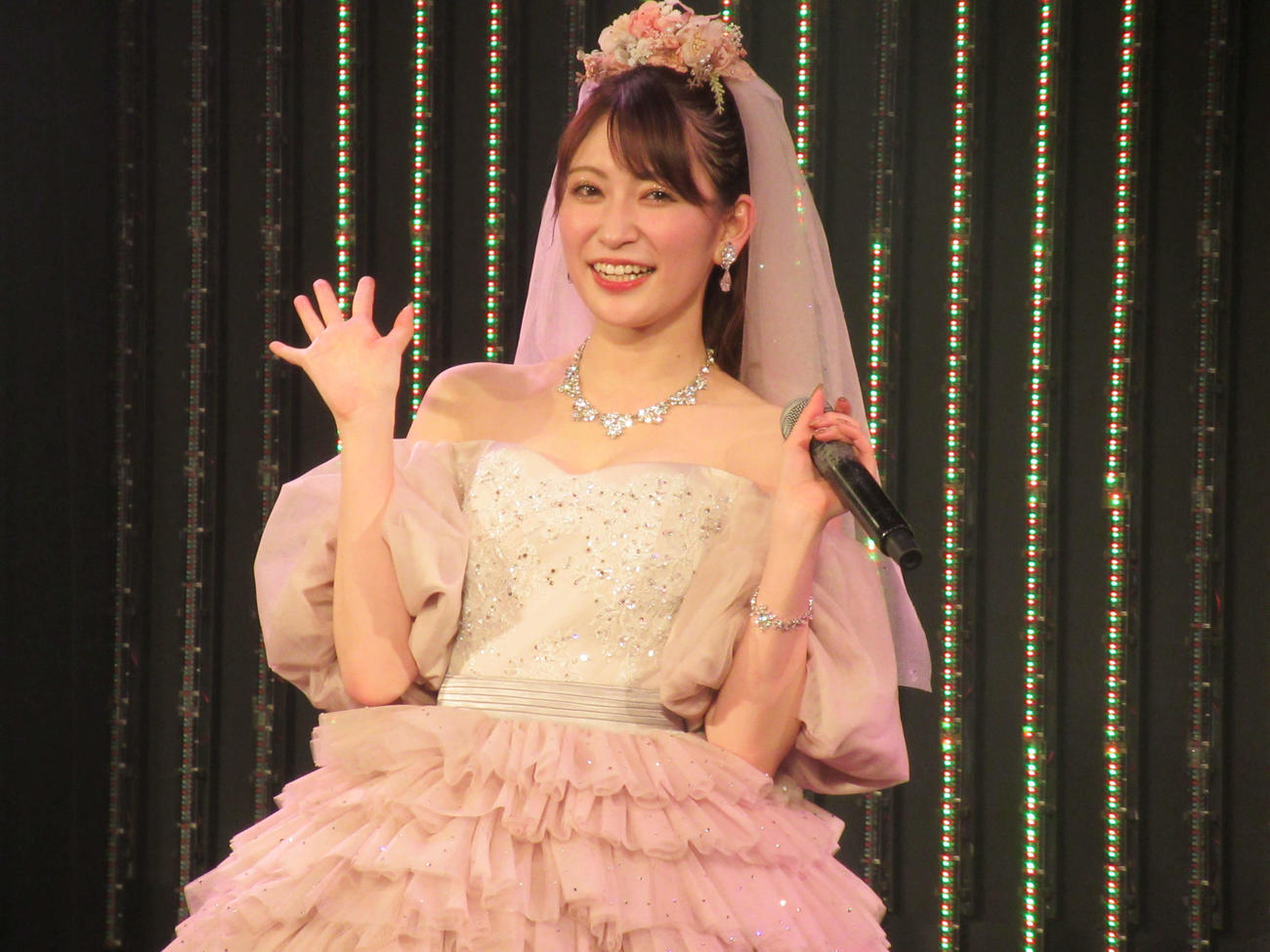 2020年12月、卒業公演を行った吉田朱里
