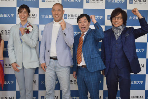 コロチキ・ナダルぶち切れ「『さん』は付けよ」　母校の8000人入学式で「ナダル～」の声に