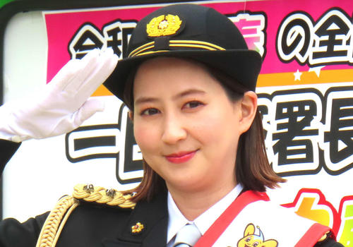 河北麻友子、一日警察署長で交通安全PR　昨年第１子誕生「事故に遭わないよう伝えていきたい」