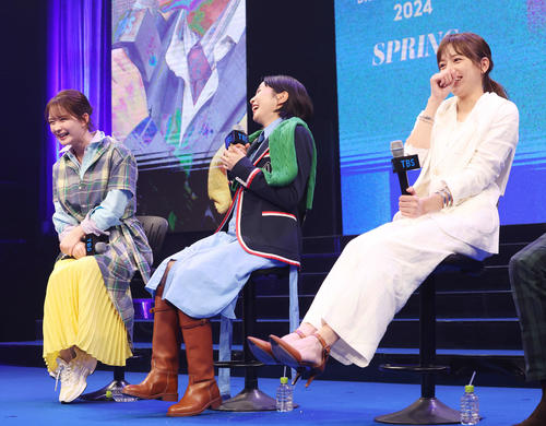 川口春奈「ゴシップガールです」ドラマ共演の木南晴夏＆畑芽育とLINEでゴシップシェア明かす
