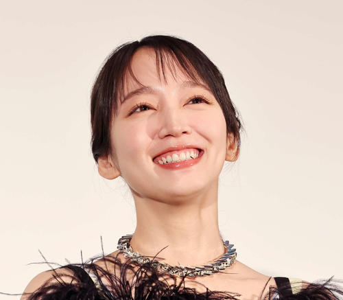 移籍の吉岡里帆「CM女王ぶり」は不変…新事務所ＨＰにも多数列記　３月から大手２社も放映開始