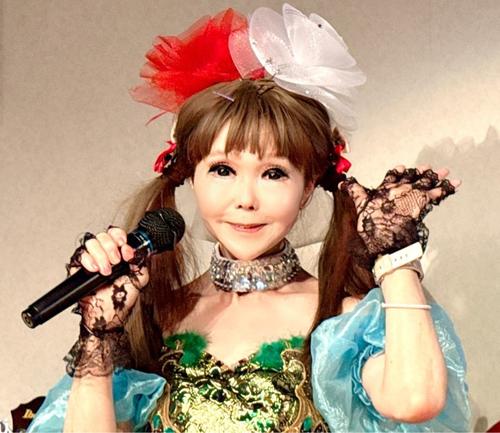 恵中瞳、松戸初体験で「恋は三日月」など７曲熱唱「街もおしゃれ、人も温かい。また来ます！」