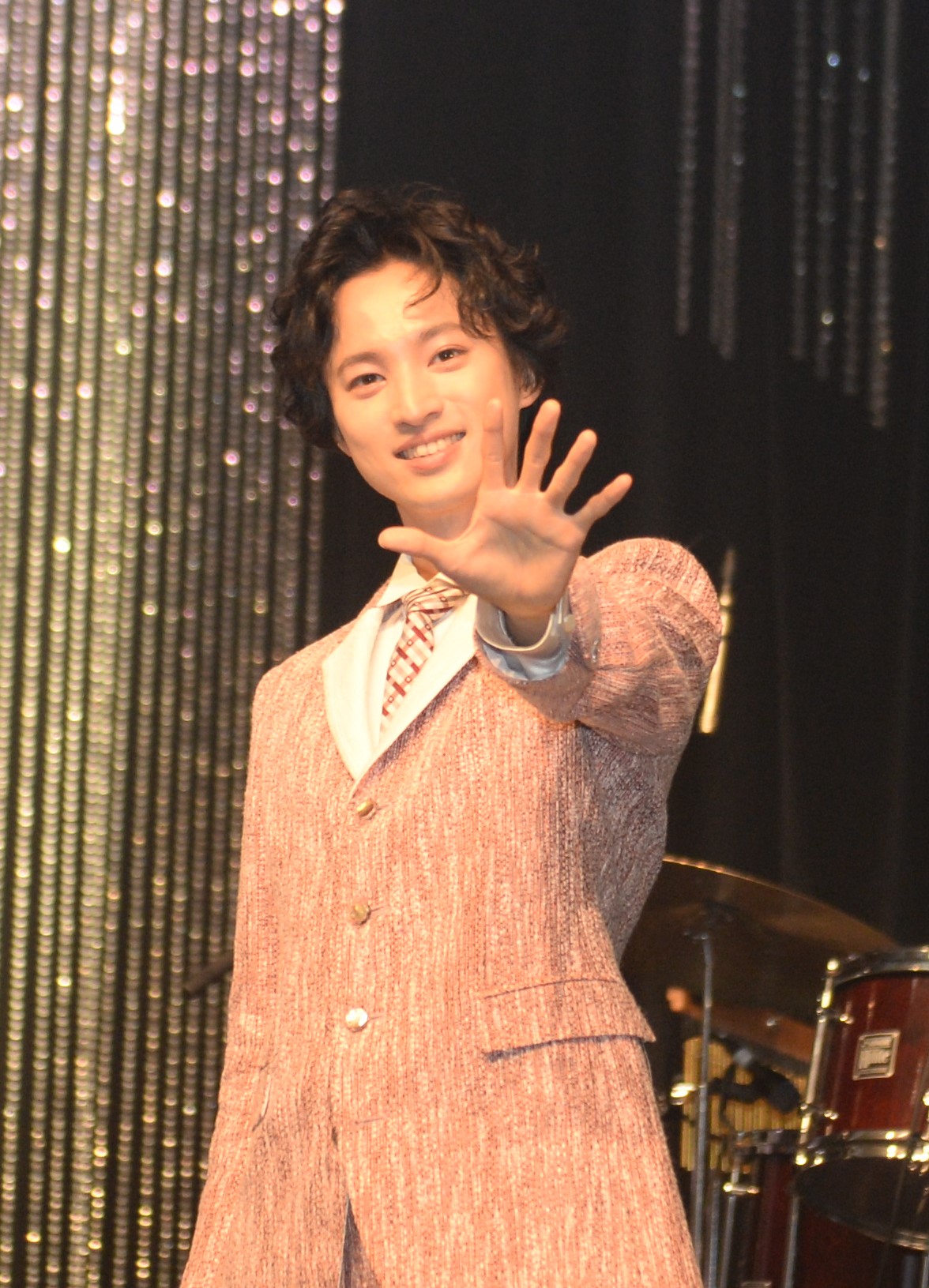 デビュー5周年記念ライブを行った青山新