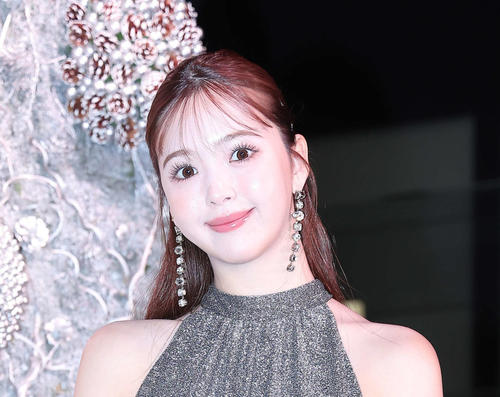 藤田ニコル「金持ってる男ってダサかった」麻布台ヒルズ金持ち男らの“同じファッション”に痛烈