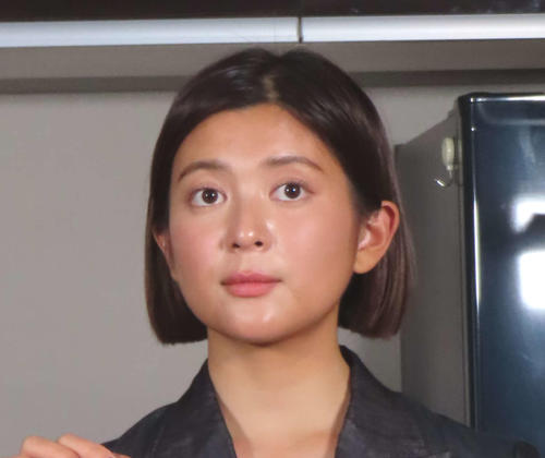 テレ朝並木万里菜アナがモンチッチとドライブ「安心感すごかった」地元・葛飾署で一日警察署長