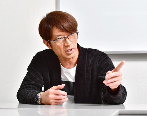 さまぁ～ず大竹一樹、バナナマン日村の秘密を生放送でポロリ　妻神田愛花「ヤバッ！」