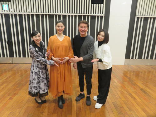 第２子妊娠中の橋本マナミ「おなかをキックされています」森田健作ラジオの収録に参加