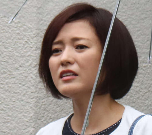 三田寛子　満開の桜をバックに笑顔も満開「桜の景色みなさんは何を思い出しますか？わたしは…」