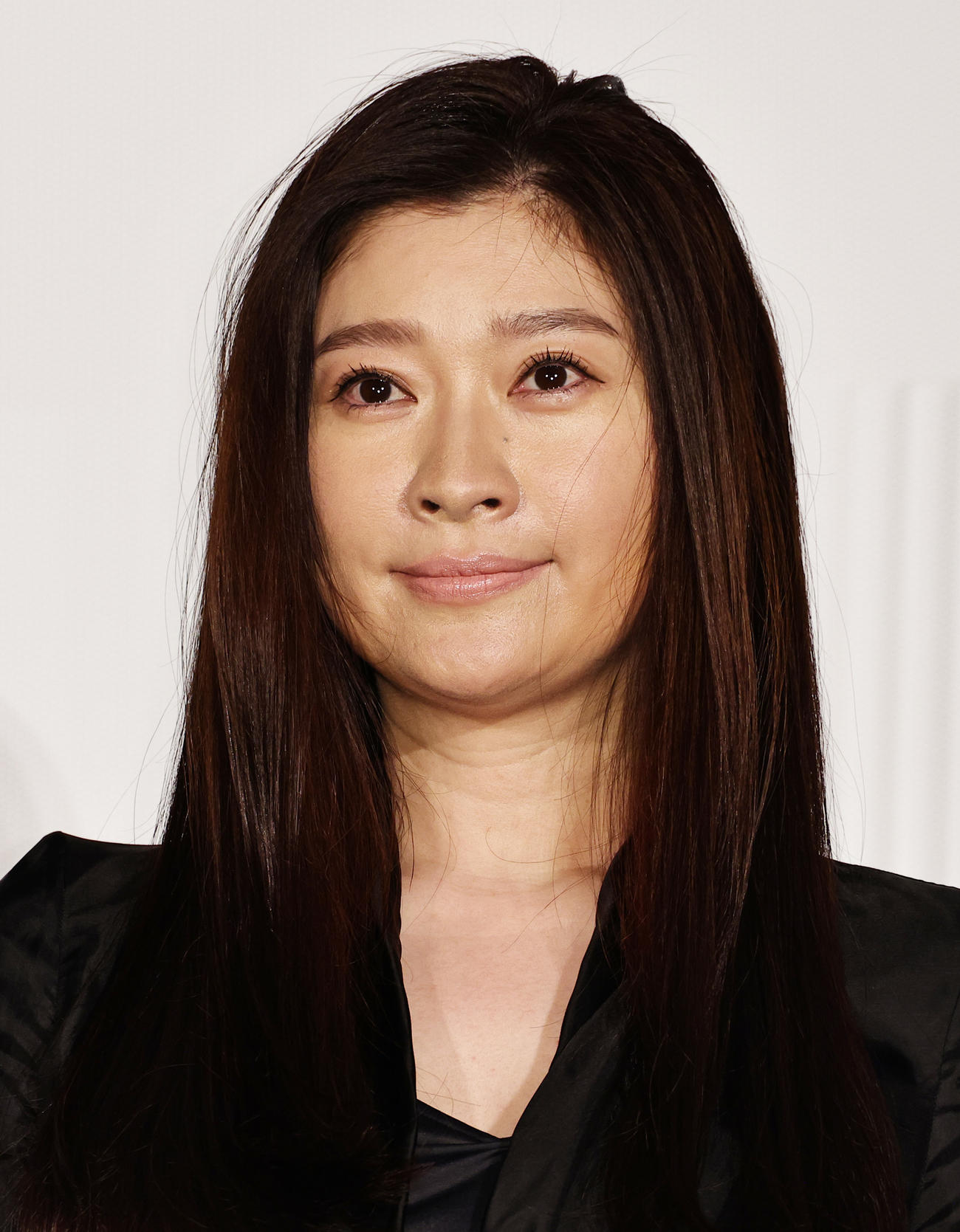 篠原涼子（2022年3月撮影）
