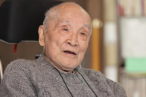 92歳の詩人・谷川俊太郎が「生きてる」意味を問う「１度でも考えたことがある人に」新刊発売