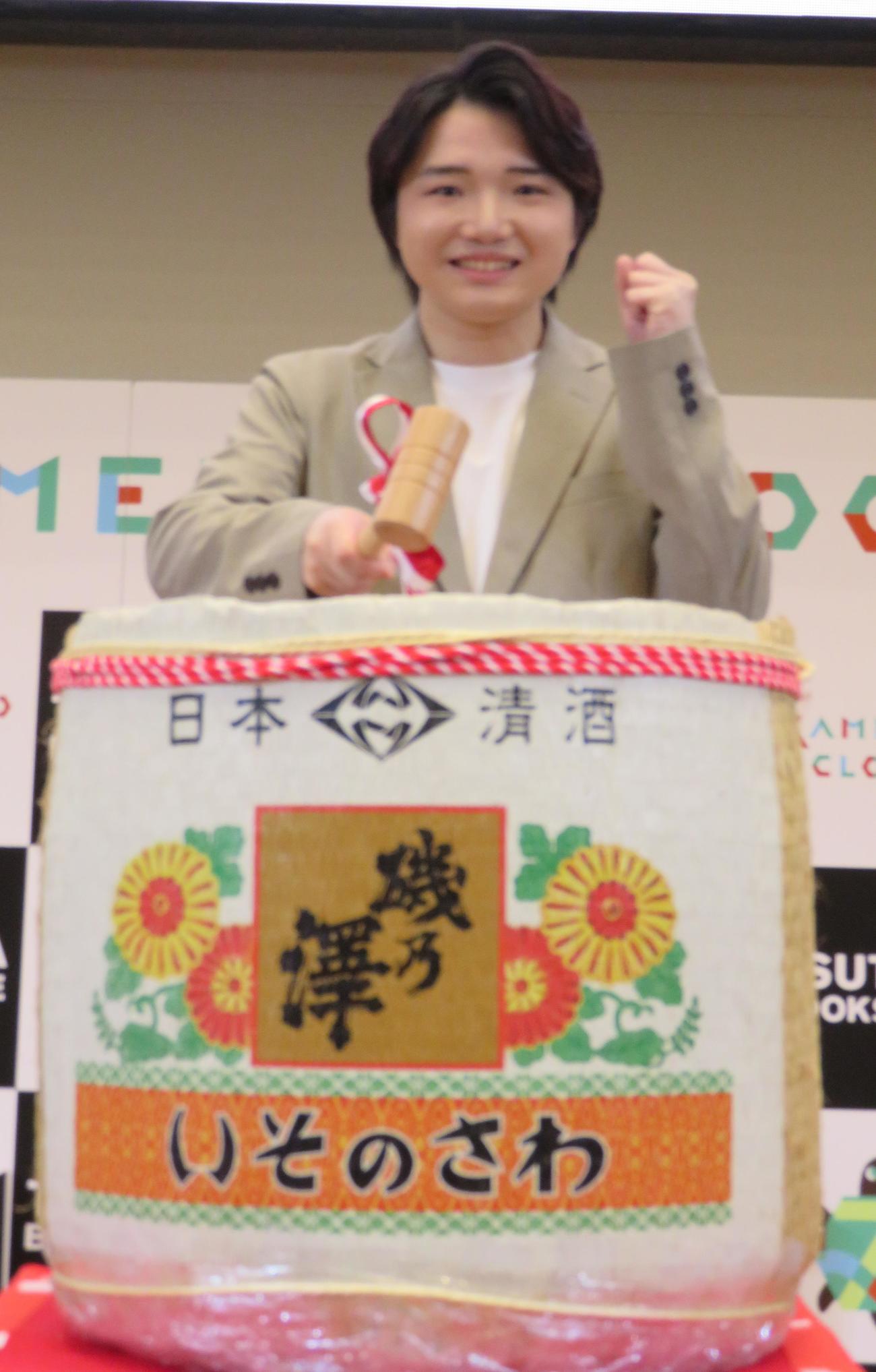 デビュー曲「道南恋しや」の発売記念イベントを行った小山雄大
