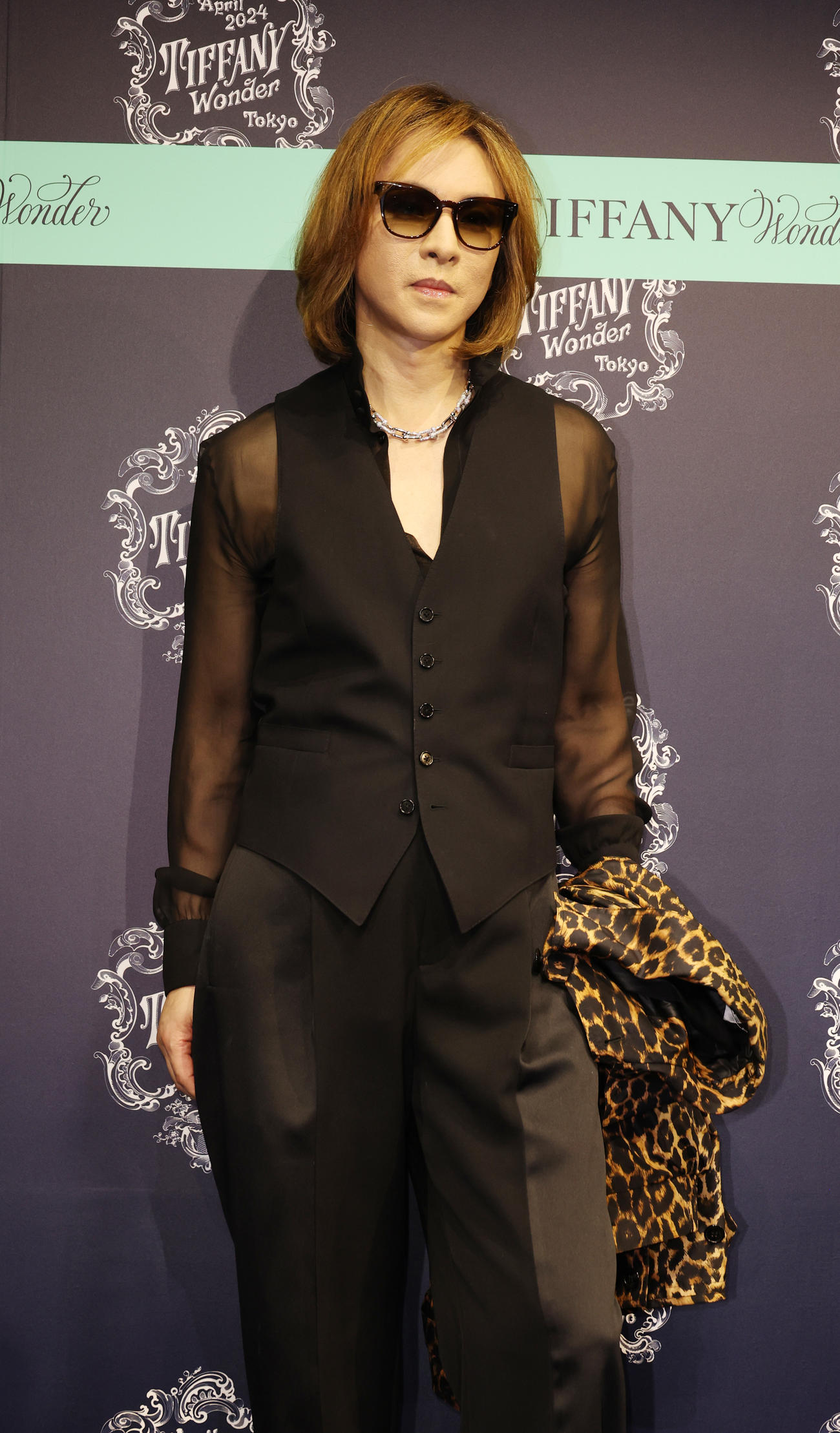 ティファニーのイベントに参加したYOSHIKI（撮影・中島郁夫）