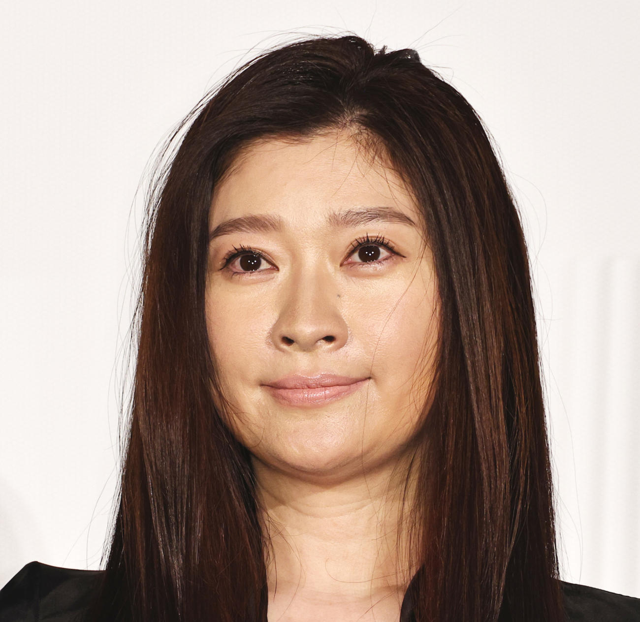 篠原涼子（2022年3月撮影）