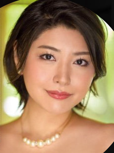 グリーン車で豚まん食べたセクシー女優・赤井美希が謝罪「恥ずべき行為」　SNS休止も報告