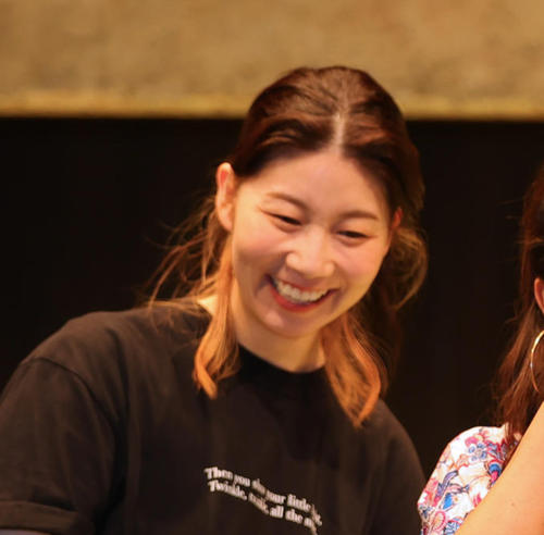 土居志央梨「虎に翼」撮影初日のオフショット「よねさん、りりしくてかっこいいですね！」