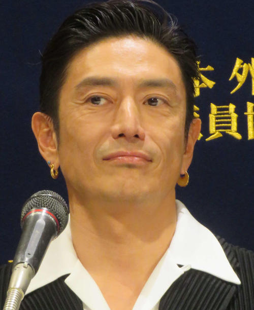 上沼恵美子「自分を壊そうとして失敗」俳優復帰の伊勢谷友介の“スケボー出勤”を分析
