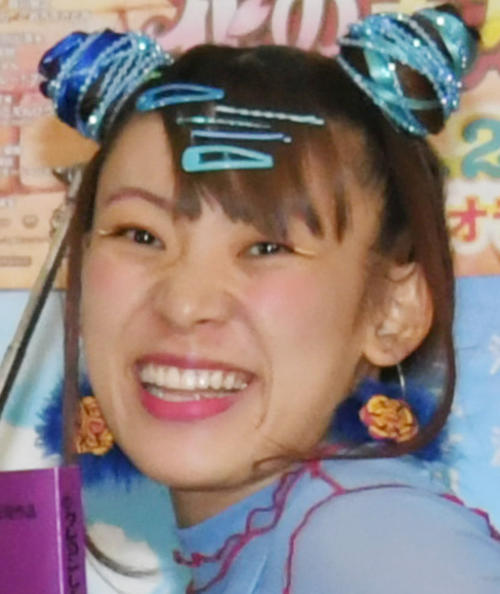 フワちゃん激怒「ガキが！大人なめやがって！！」米語学学校で年下生徒の“悪口”巡りトラブル