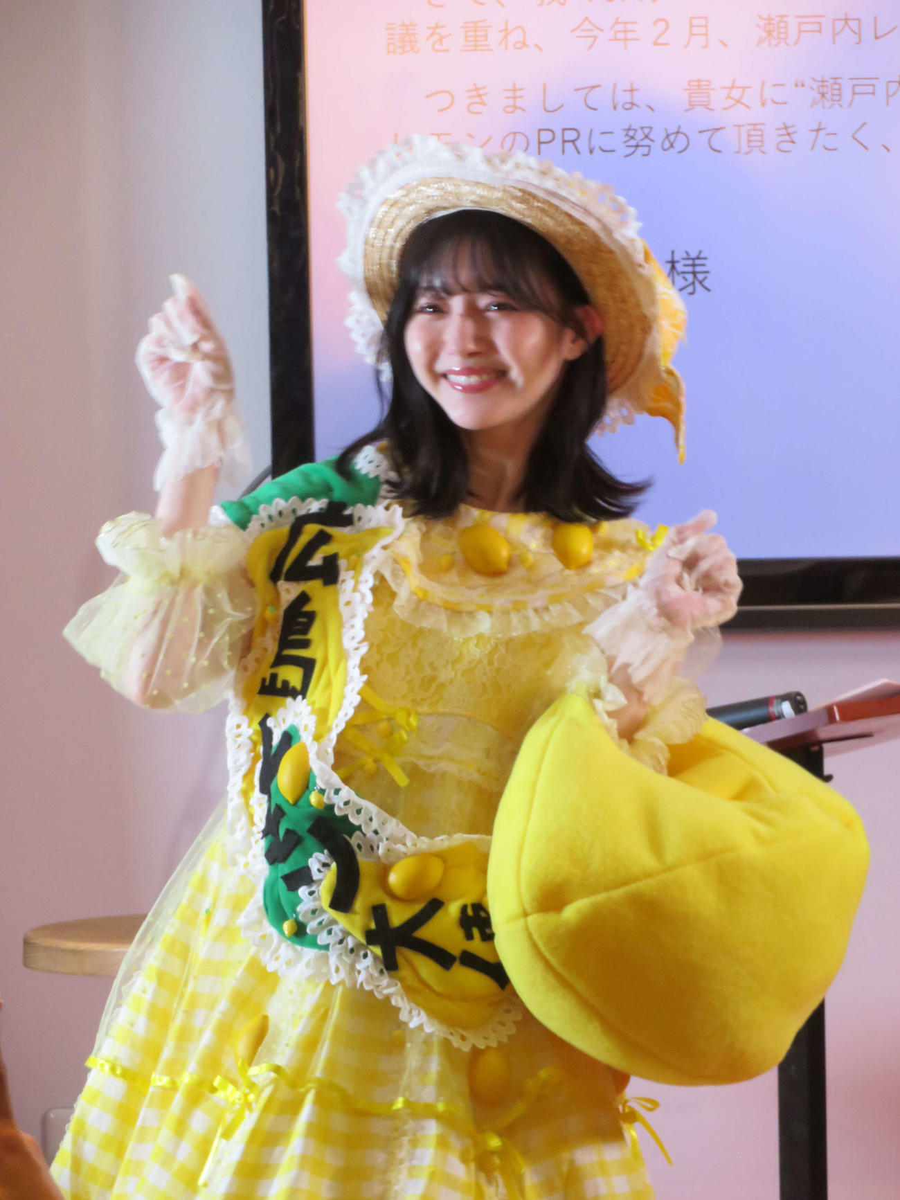 広島レモン大使10周年記念トークショーを開いた市川美織（撮影・村上幸将）