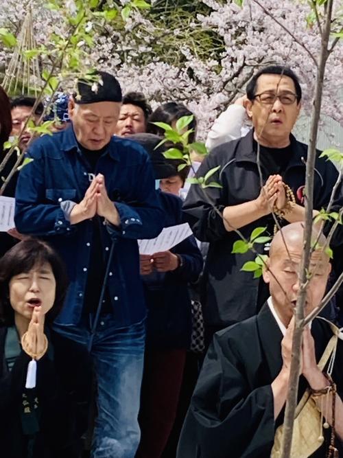 泉谷しげる、さだまさしと能登半島地震被災地入り　義援金贈呈と神社奉納ライブ開催