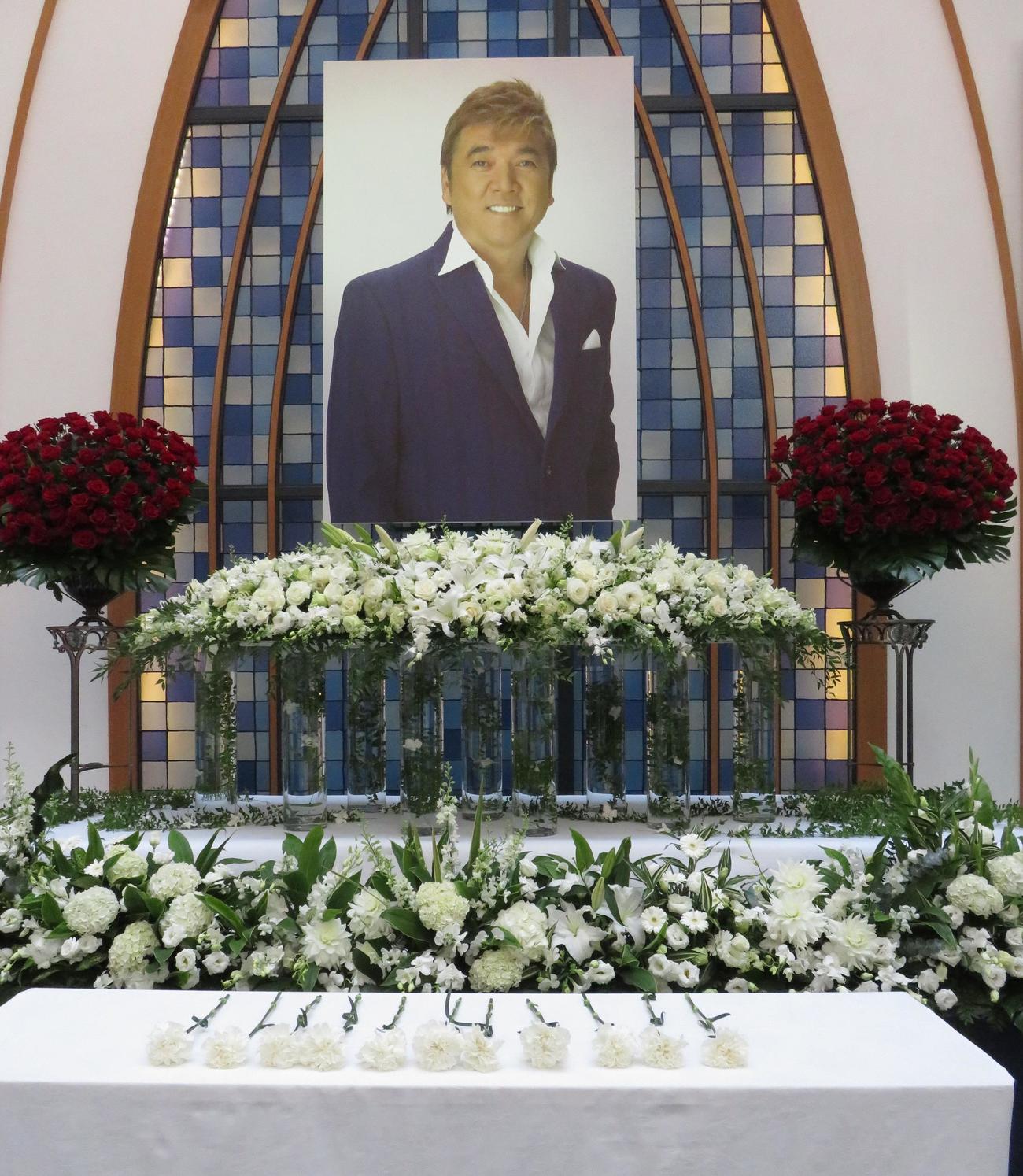 小金沢昇司さんを「偲ぶ会」で飾られた小金沢さんの遺影