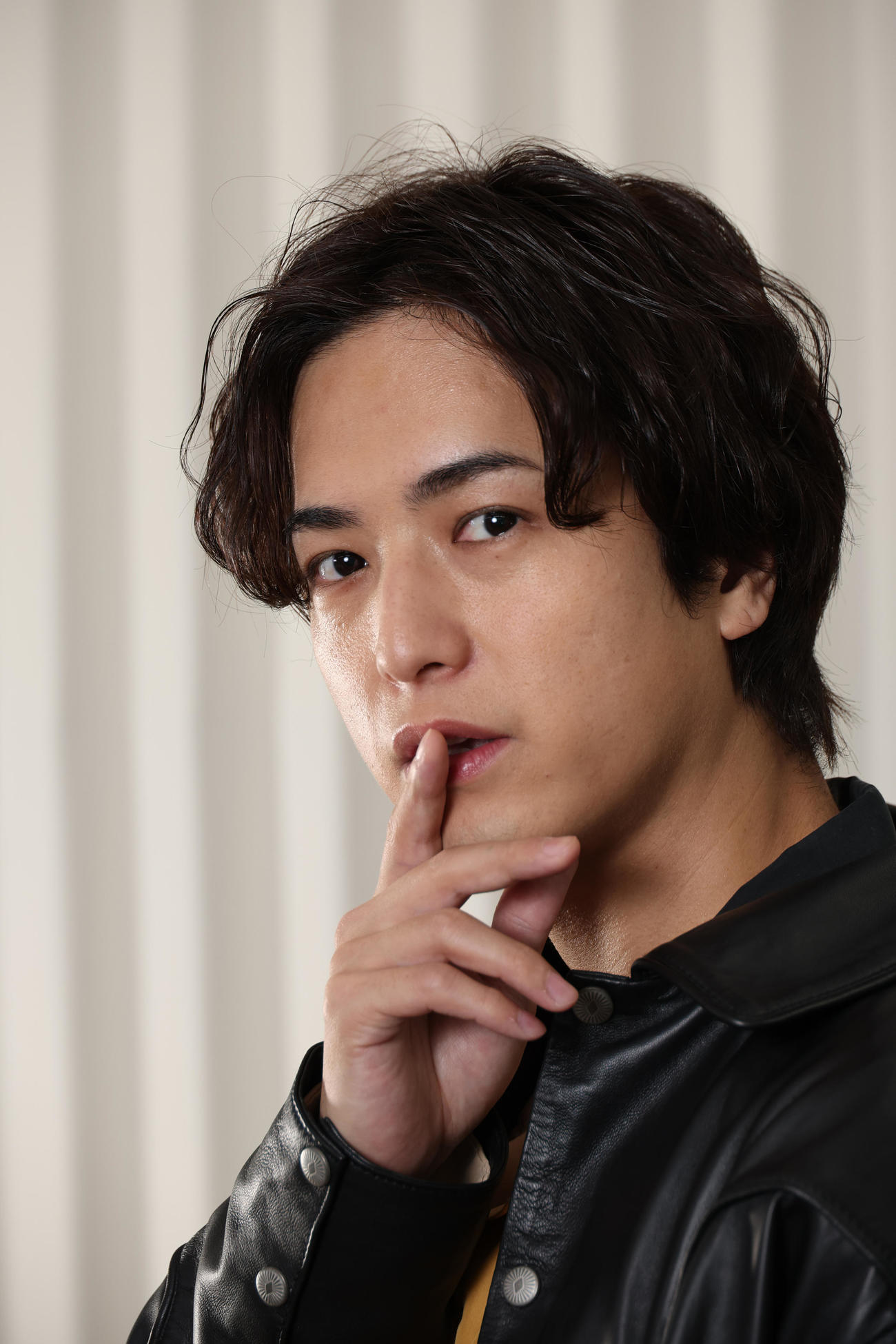 初プロデュース、初監督に挑戦した中村優一（撮影・中島郁夫）