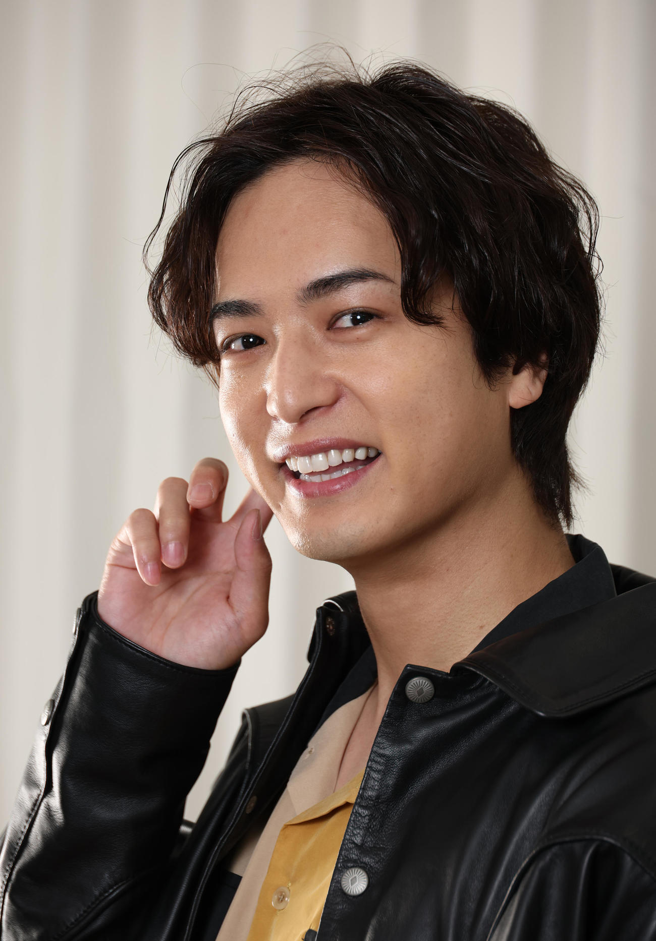 初プロデュース、初監督に挑戦した中村優一（撮影・中島郁夫）