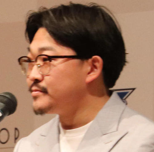 オズワルド伊藤「初めて会った気がしない」人気バンドボーカルとＭ－１芸人の類似点