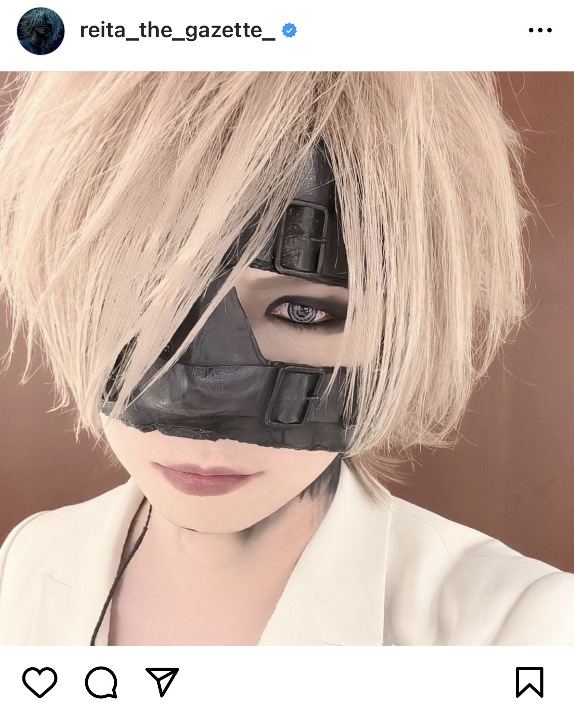 the GazettEベースREITAさん（インスタグラムから）
