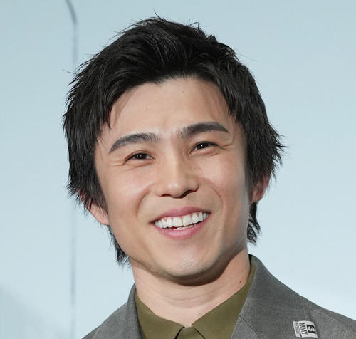 中尾明慶、仲里依紗とのCM共演に「しかし、妻との共演はやっぱり恥ずかしいっす、、、」