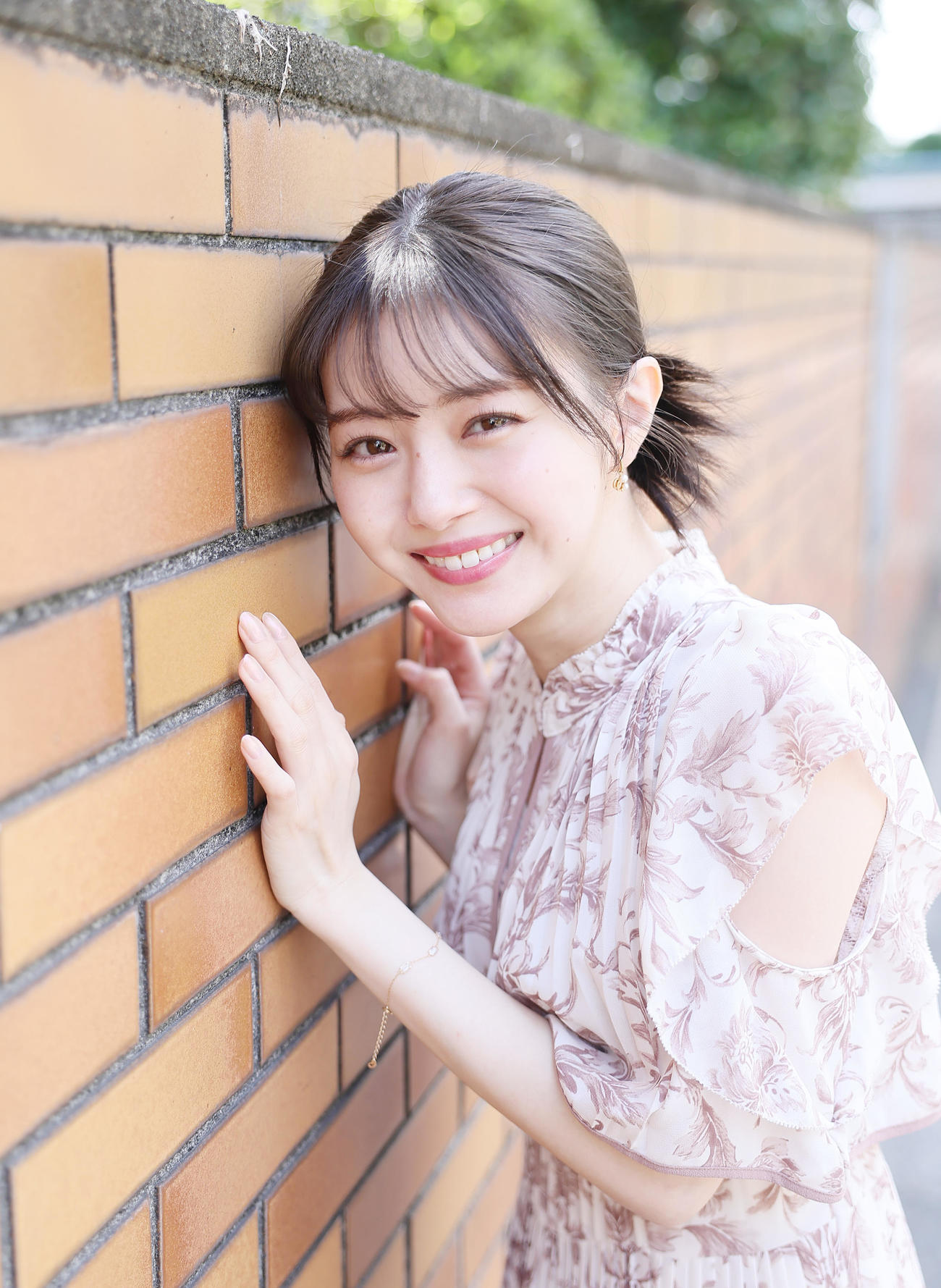 さわやかな笑顔を見せる元AKB48市川美織（2024年4月2日撮影）