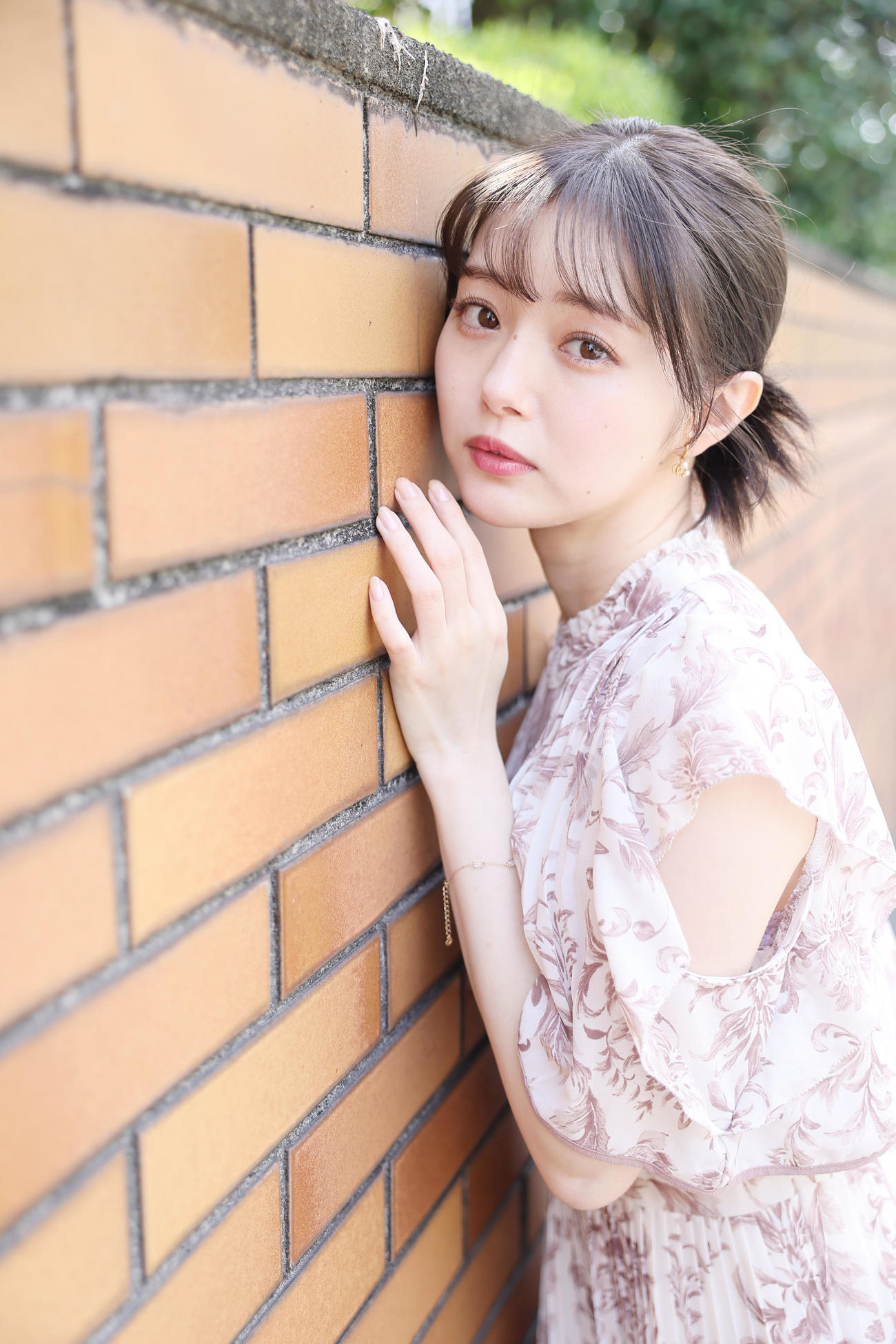 春の東京の街と元AKB48市川美織（2024年4月2日撮影）