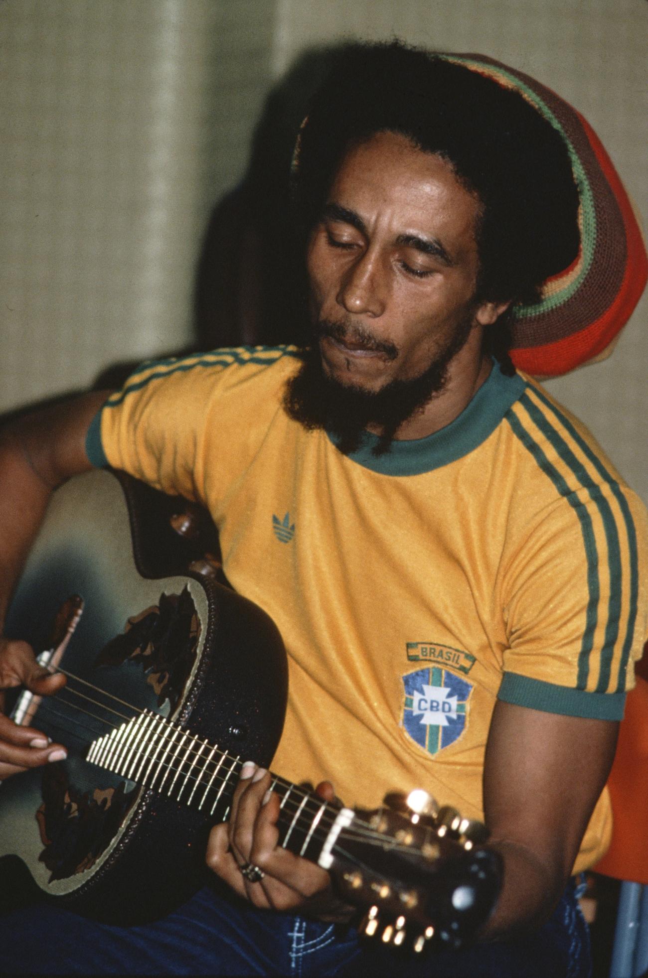 1980年のボブ・マーリー（Photo by Lynn Goldsmith、Fifty－Six Hope Road Music Ltd.)