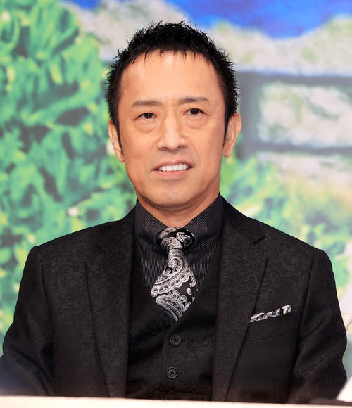 61歳人気俳優、匿名コメントに「たまに反論」告白　ハライチ岩井勇気「SNS辞めた方が…」