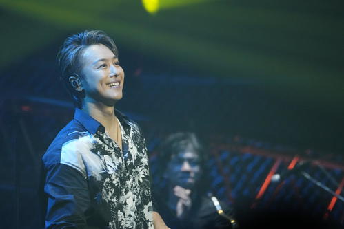 EXILE TAKAHIRO「ゼップはやばいよ」 バンドスタイルでソロツアー初日