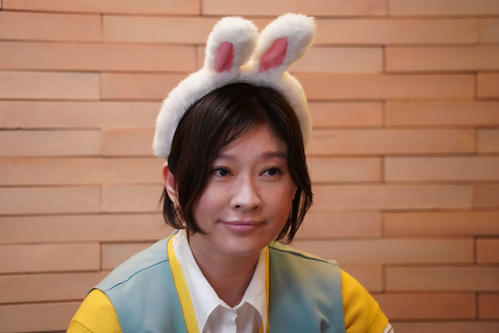 篠原涼子＆バカリズム「イップス」第２話４・５％　森野が逃げ込んだカラオケボックスで