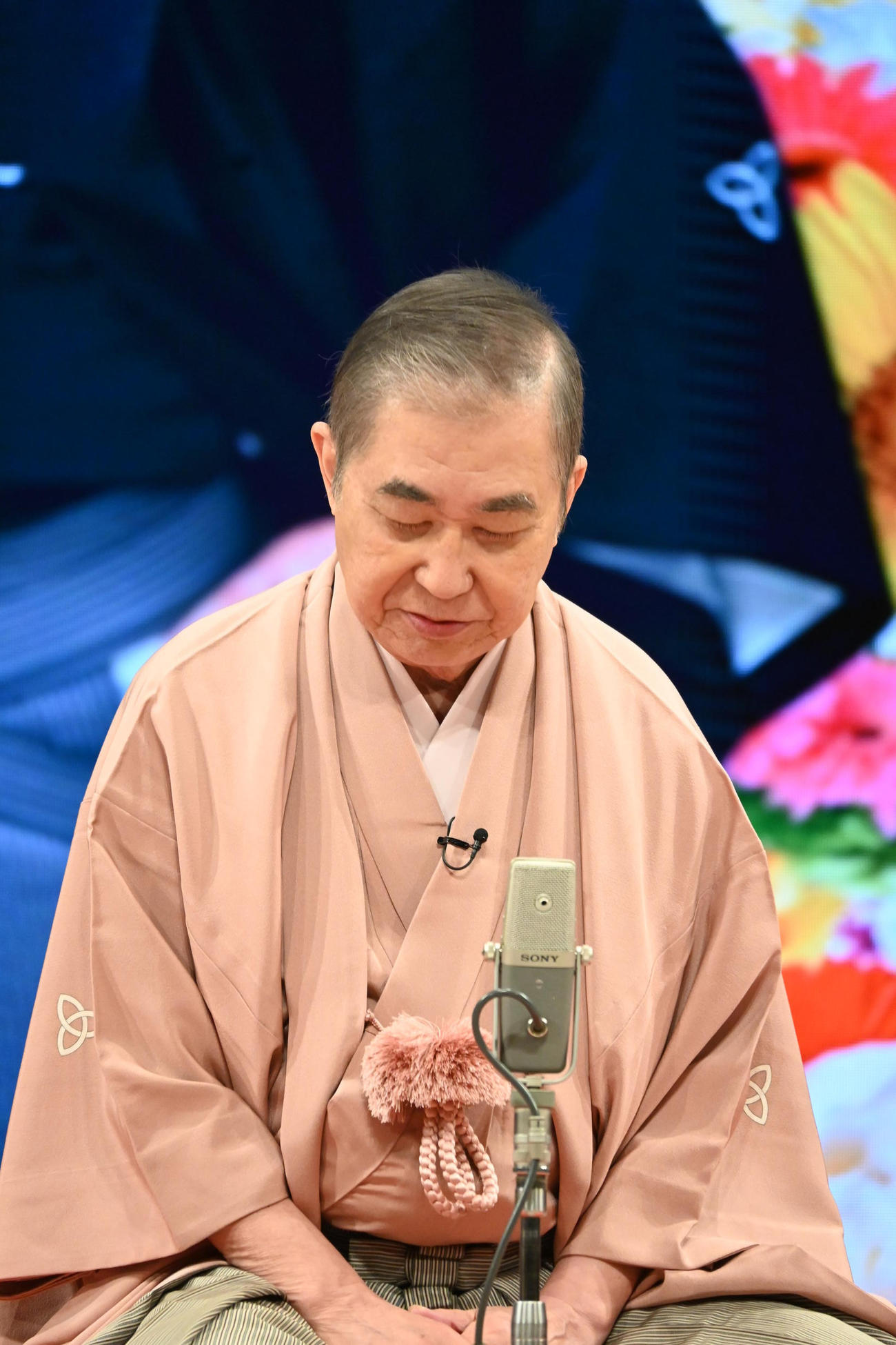 「傘寿を越えて　文枝自選集　華麗なる独演会」の取材会で亡き妻のことを語る桂文枝（撮影・松浦隆司）