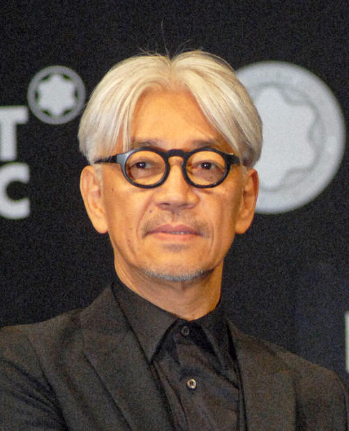 坂本龍一さんの死から１年、取材の点がつながった１本の線…改めて考えた生きることと死ぬこと