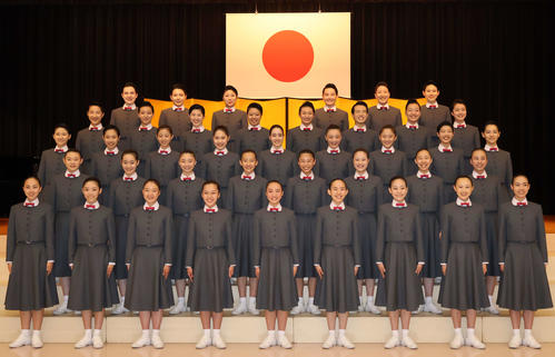 入学式に臨んだ宝塚音楽学校112期生40人（撮影・村上久美子）