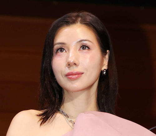 仲里依紗、結婚11周年の夫・中尾明慶の要望にアンサー「ちょっと恥ずかしいですw」