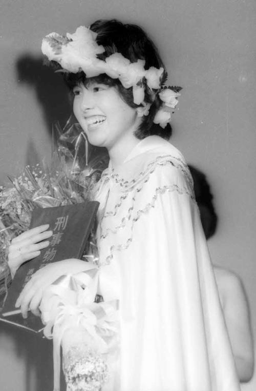 寅さんはメモの束持って授賞式司会、高倉健はイントロ流れても…芸能人も乗り越え糧にした初挑戦