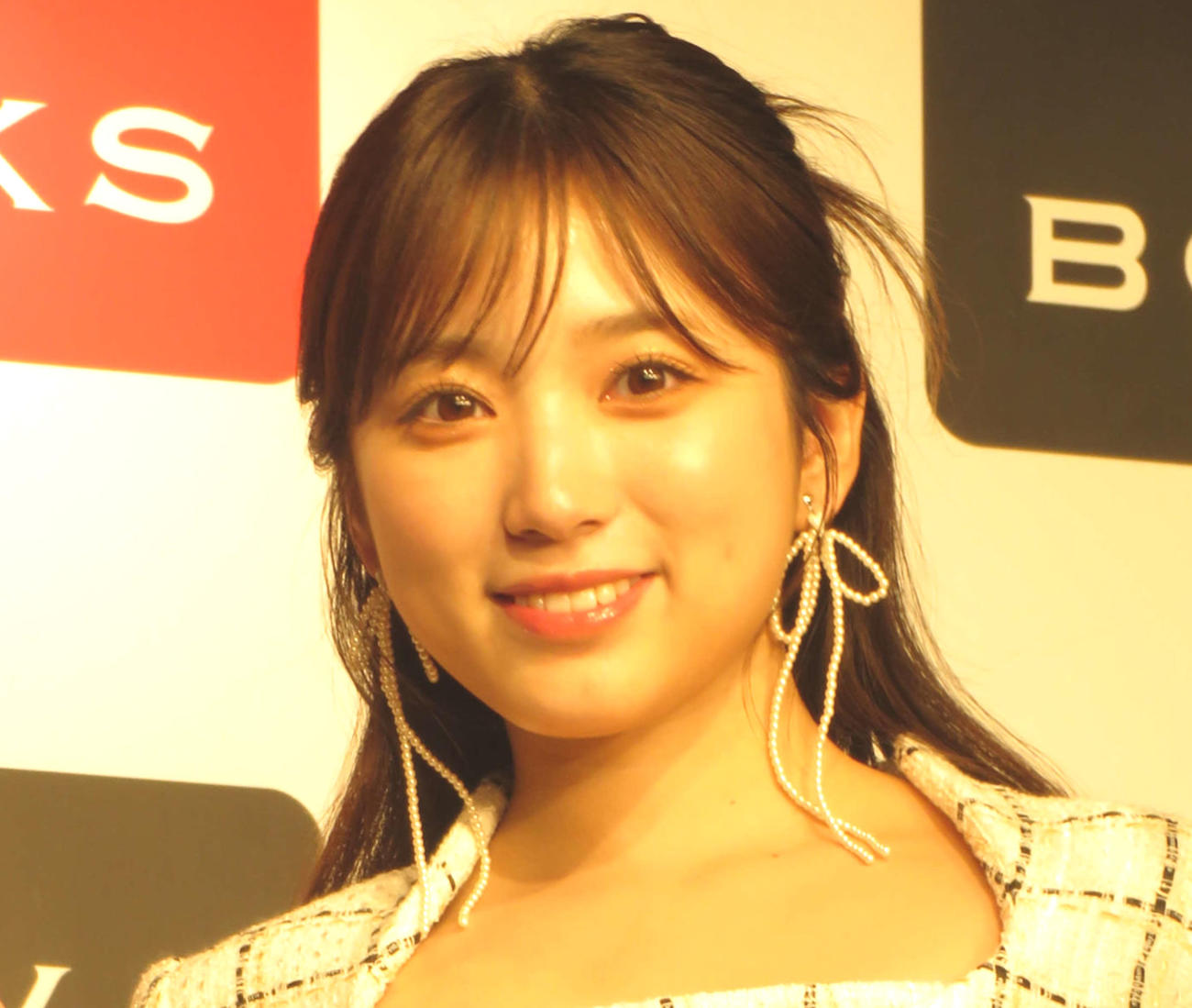 カレンダー発売イベントを行った矢吹奈子