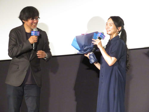 「ゴジラ－１・０」山崎貴監督が愛妻・佐藤嗣麻子監督にサプライズ祝福「陰陽師０」舞台あいさつ